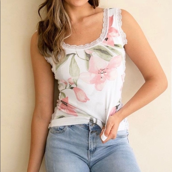 SOLD ‼️WHITE & PASTEL FLORAL TANK w/SIDE LACE PANELS - Picture 4 of 6